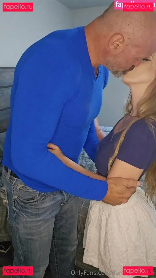 darciebellefree Onlyfans Photo Gallery 