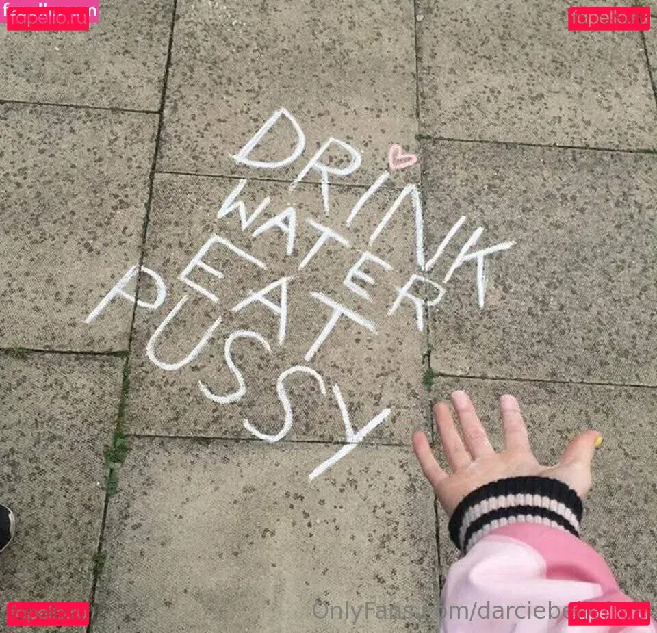 darciebellefree Onlyfans Photo Gallery 