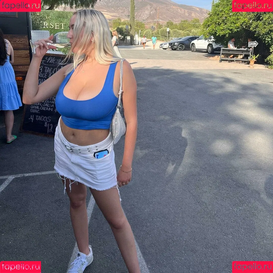 Holly Youpa Onlyfans Photo Gallery 