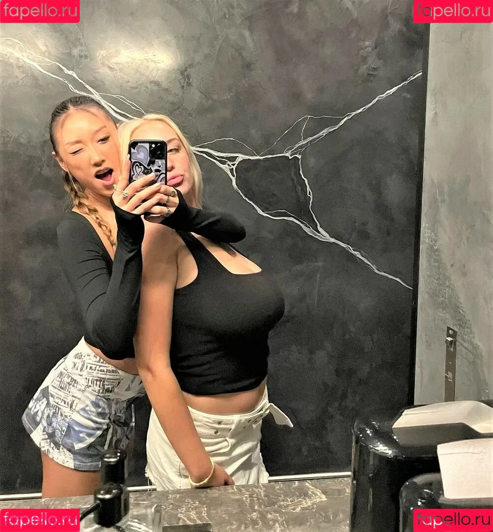 Holly Youpa Onlyfans Photo Gallery 
