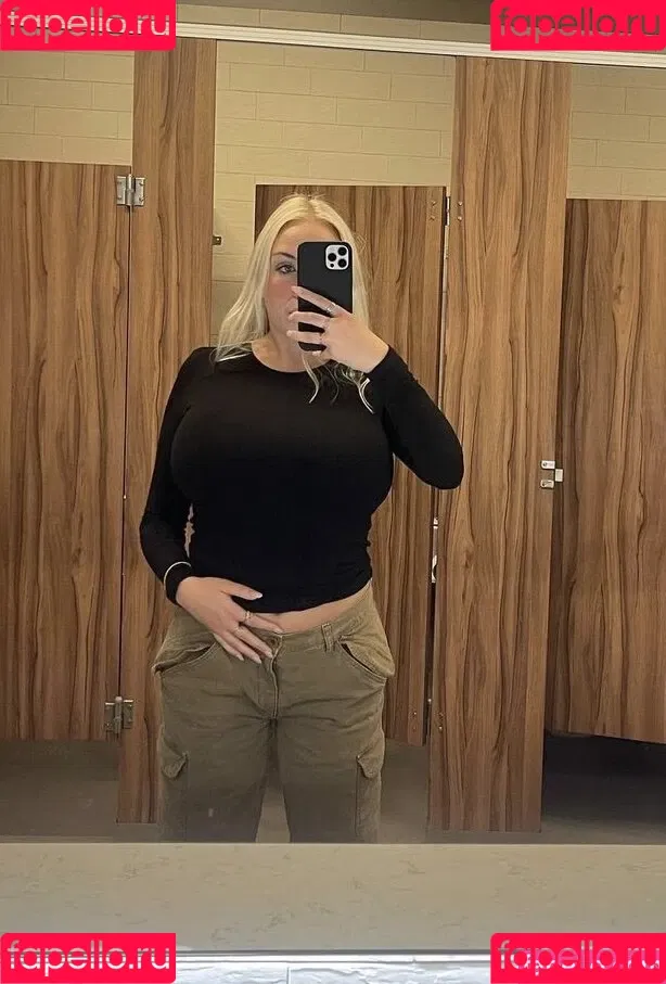 Holly Youpa Onlyfans Photo Gallery 