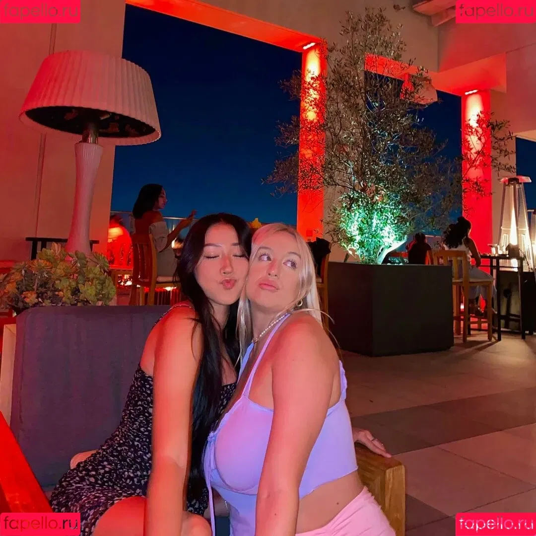 Holly Youpa Onlyfans Photo Gallery 