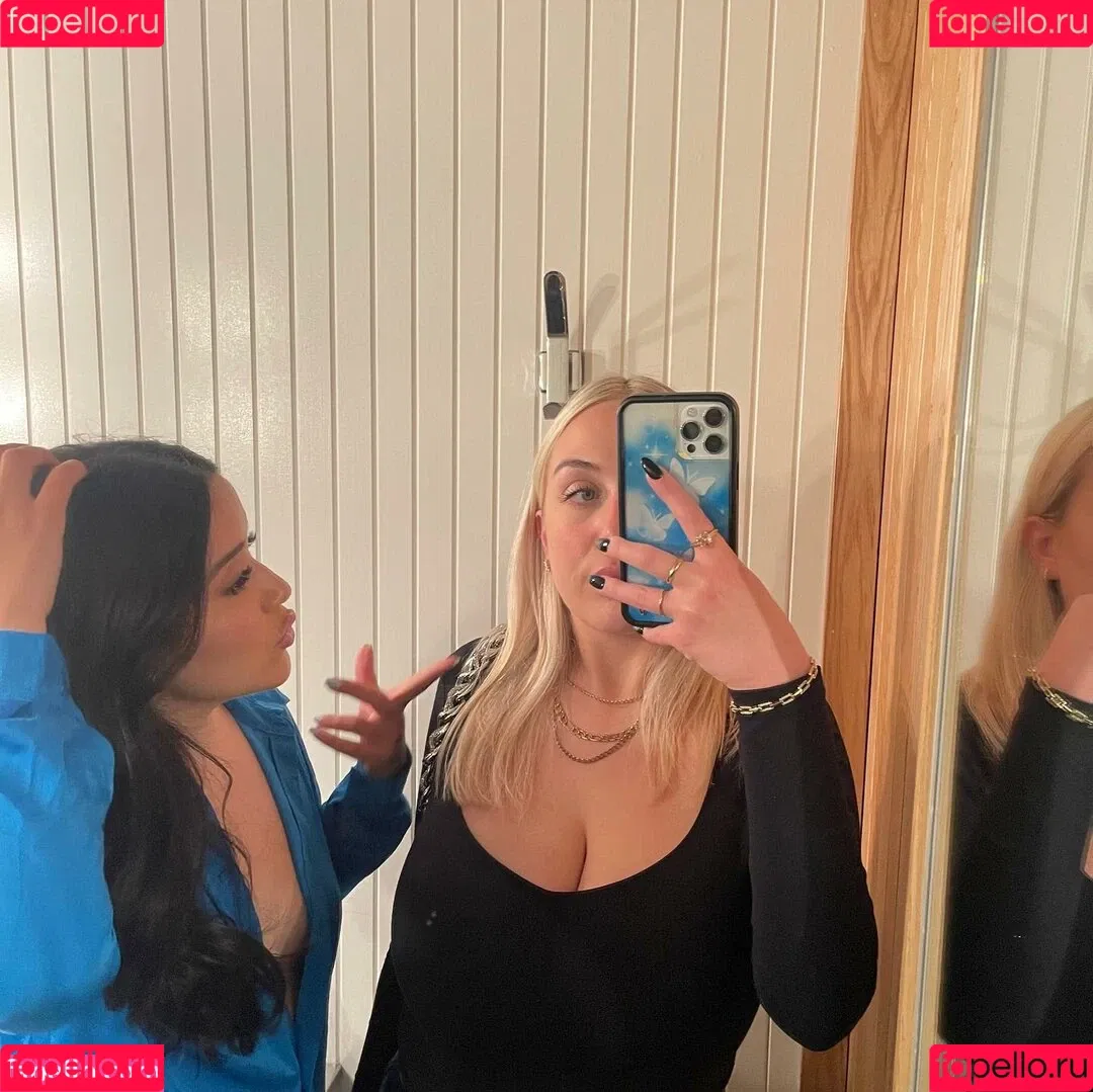 Holly Youpa Onlyfans Photo Gallery 