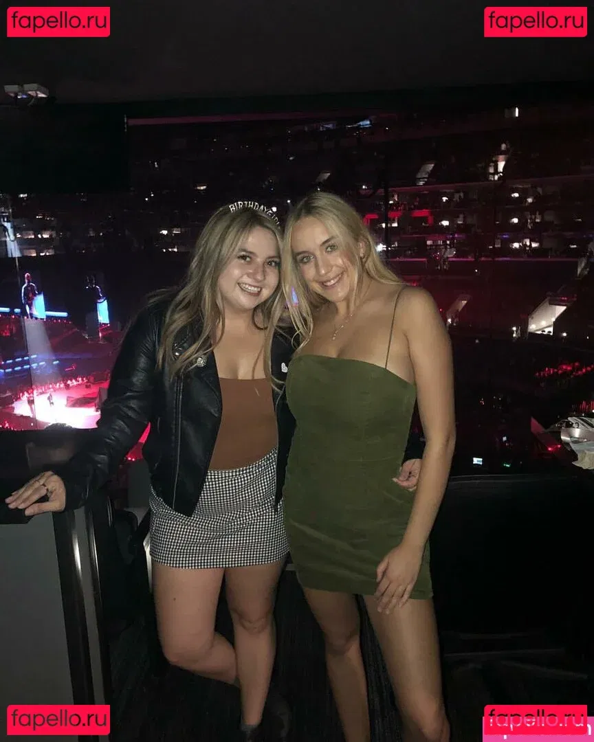 Holly Youpa Onlyfans Photo Gallery 