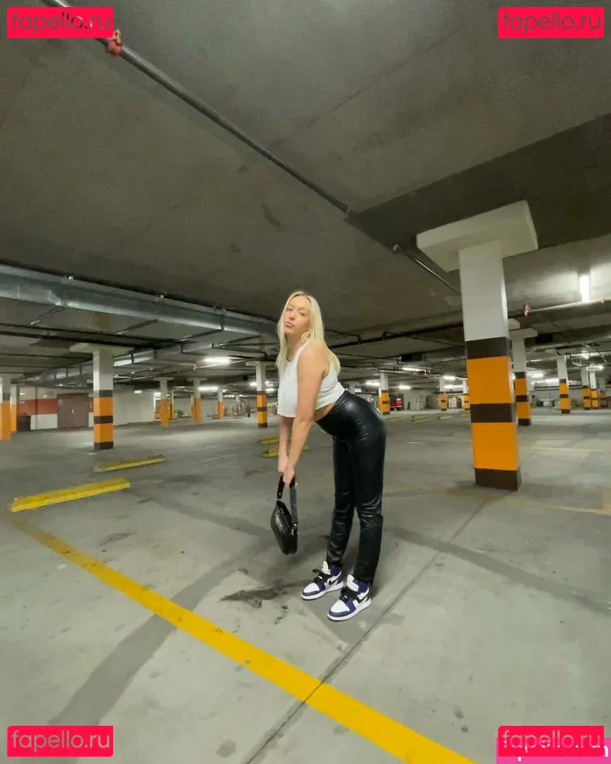 Holly Youpa Onlyfans Photo Gallery 