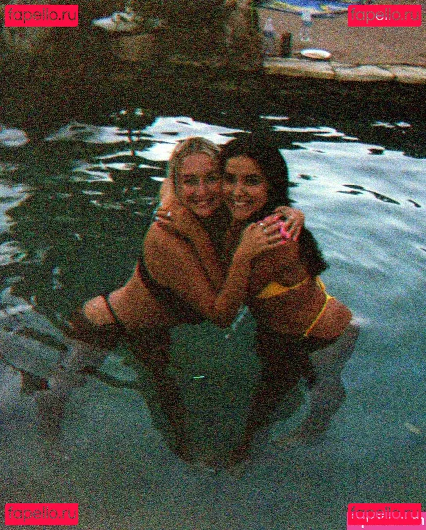 Holly Youpa Onlyfans Photo Gallery 