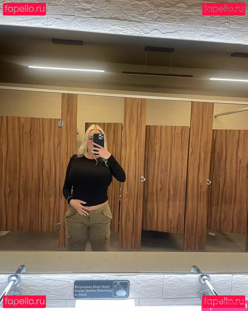 Holly Youpa Onlyfans Photo Gallery 