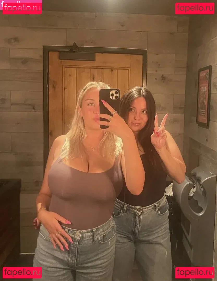 Holly Youpa Onlyfans Photo Gallery 