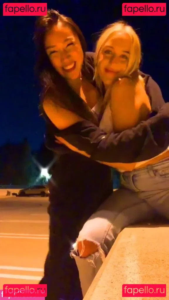 Holly Youpa Onlyfans Photo Gallery 