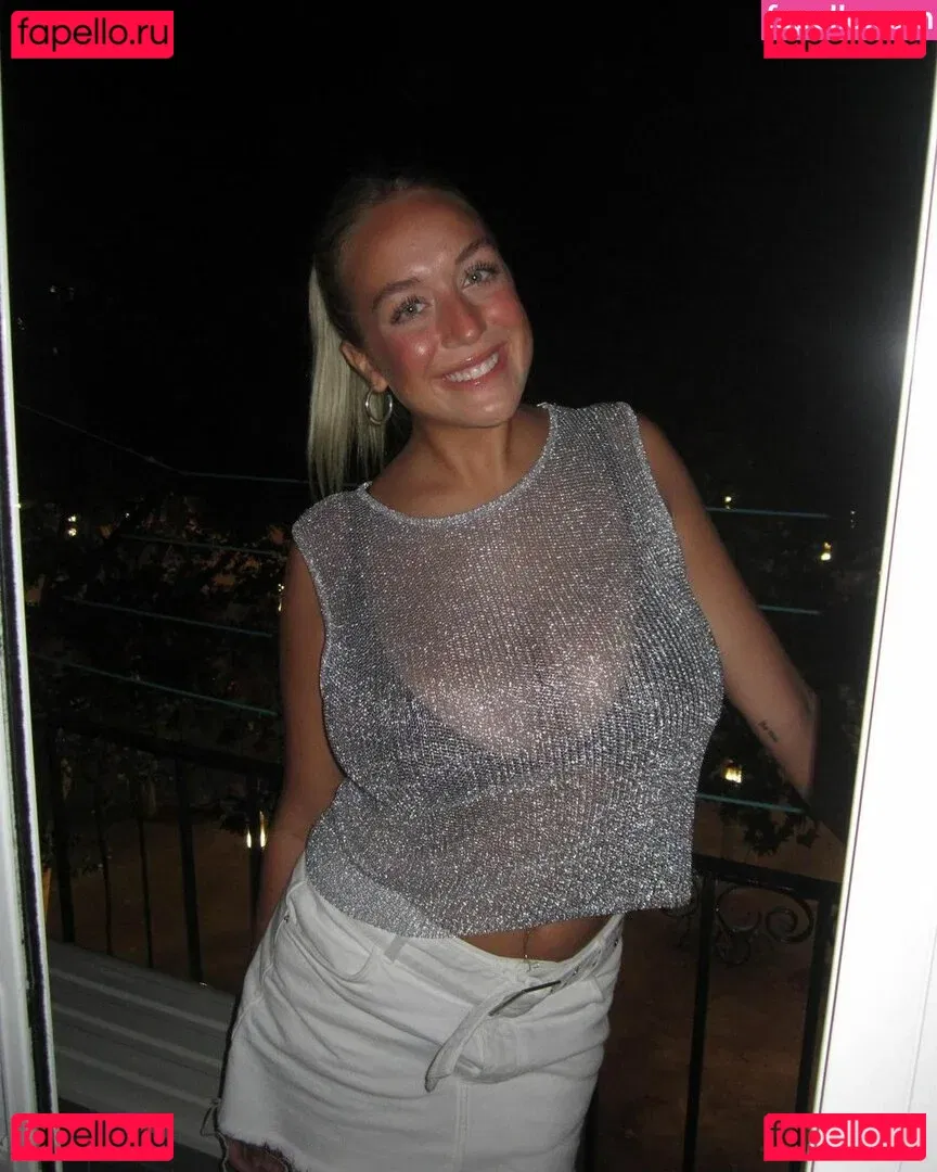 Holly Youpa Onlyfans Photo Gallery 