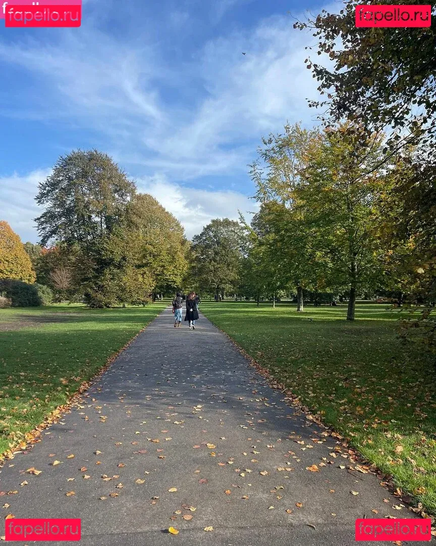 Holly Youpa Onlyfans Photo Gallery 