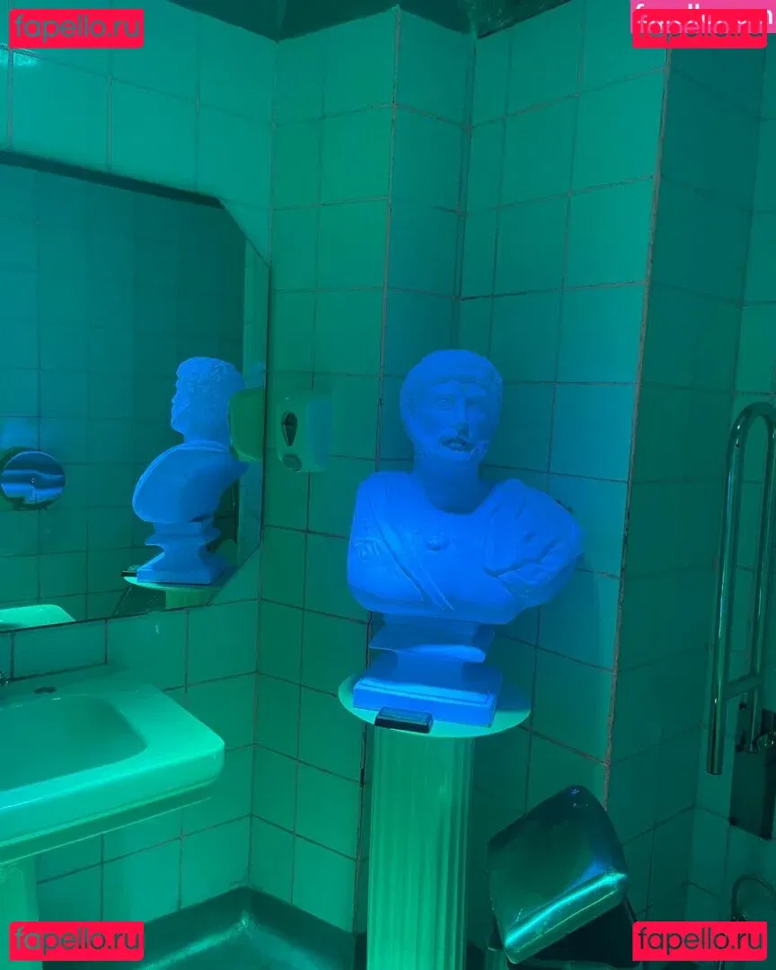 Holly Youpa Onlyfans Photo Gallery 