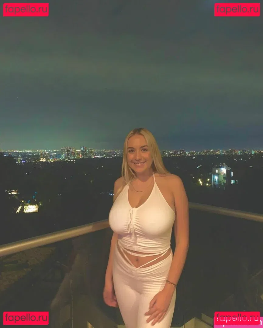 Holly Youpa Onlyfans Photo Gallery 