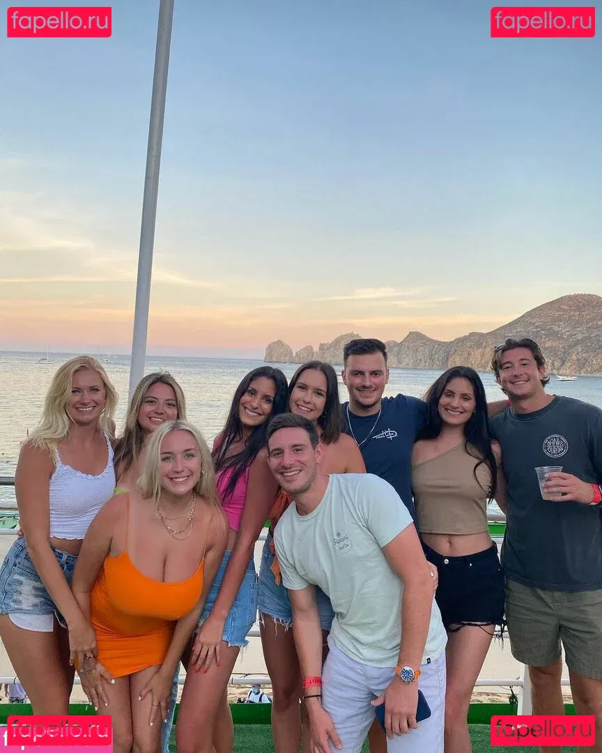 Holly Youpa Onlyfans Photo Gallery 