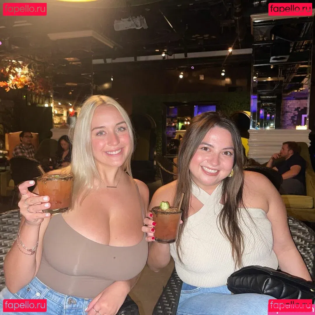 Holly Youpa Onlyfans Photo Gallery 