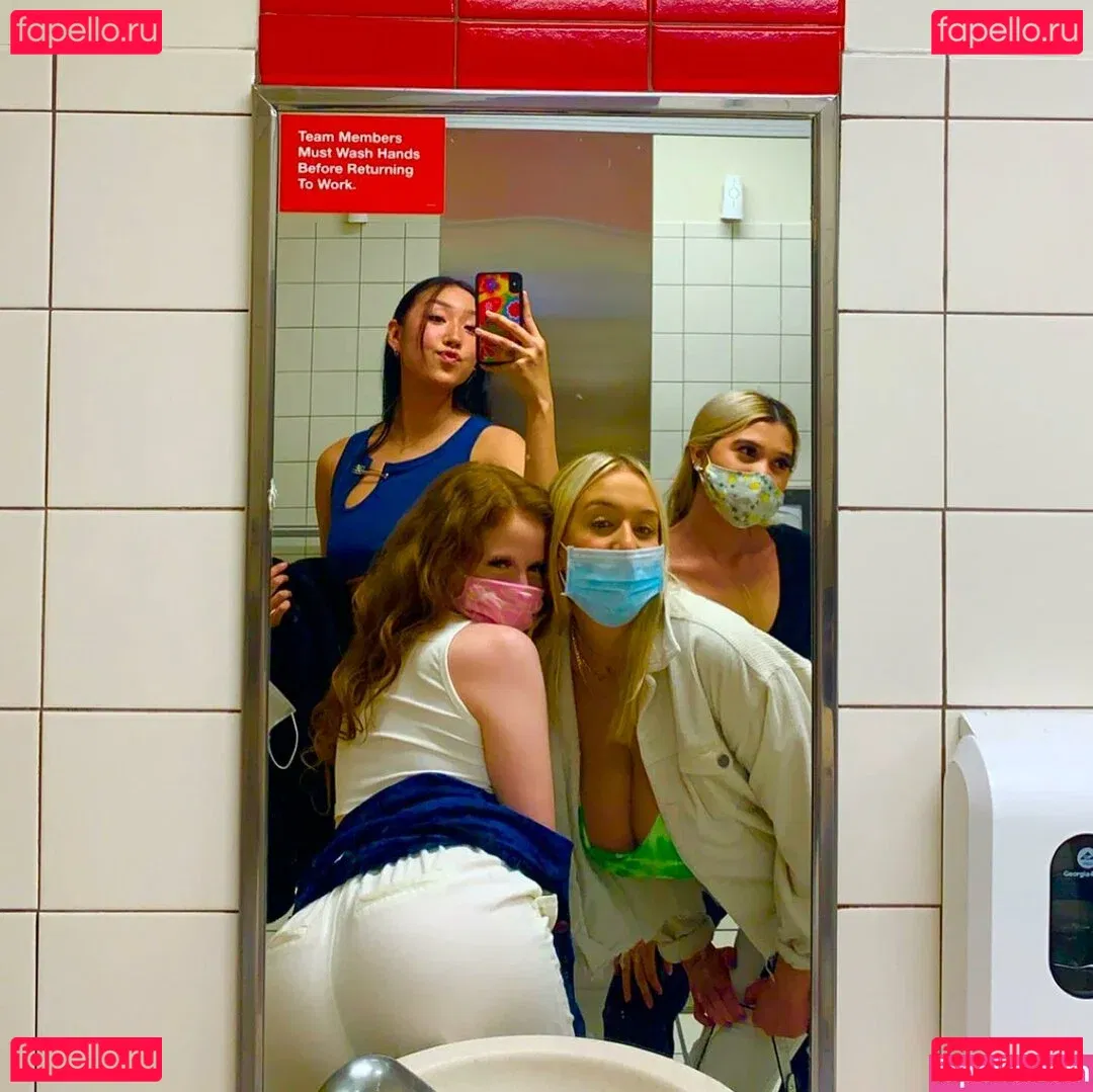 Holly Youpa Onlyfans Photo Gallery 