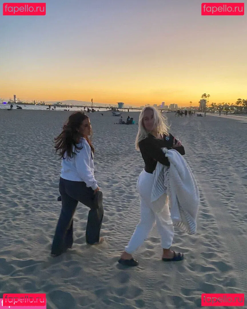 Holly Youpa Onlyfans Photo Gallery 