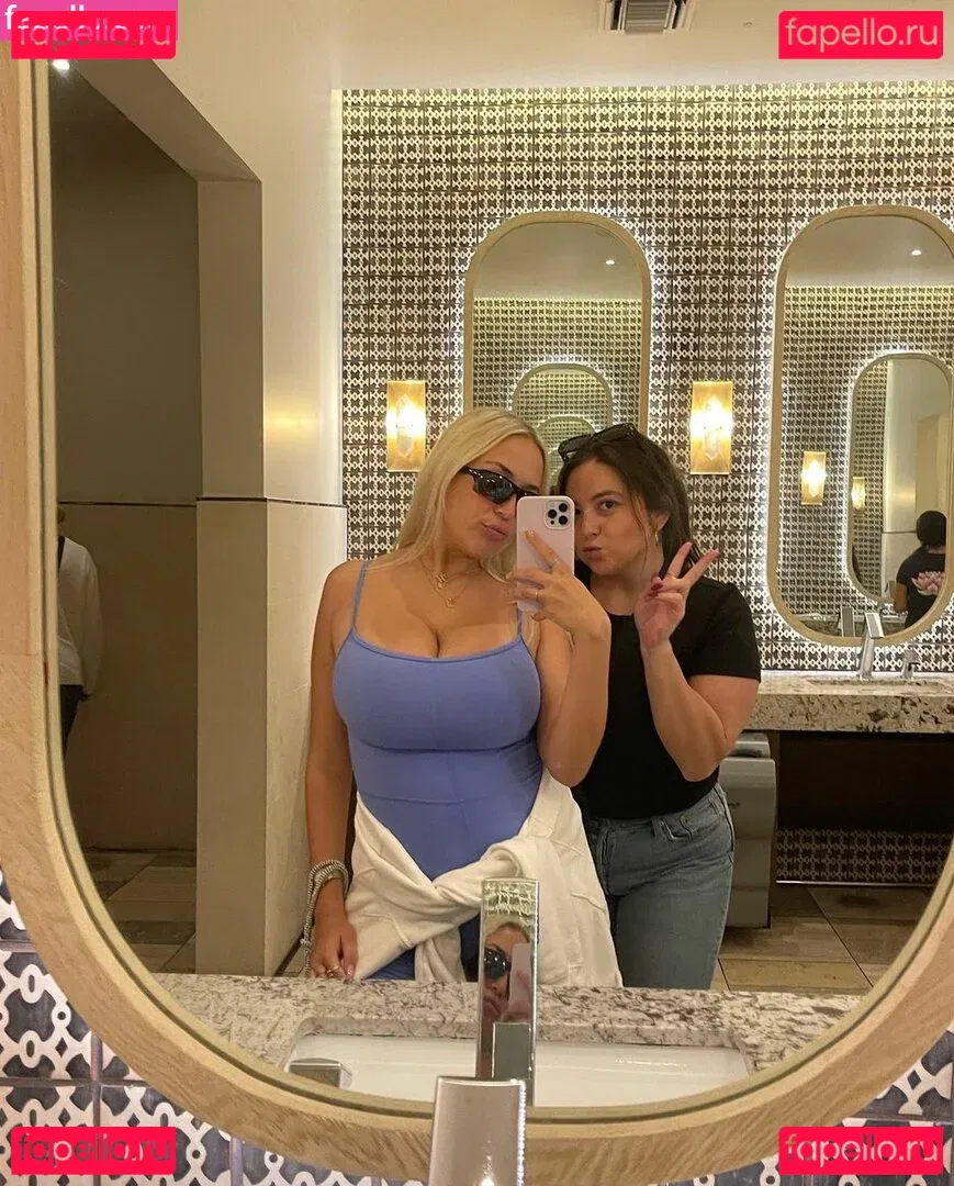 Holly Youpa Onlyfans Photo Gallery 