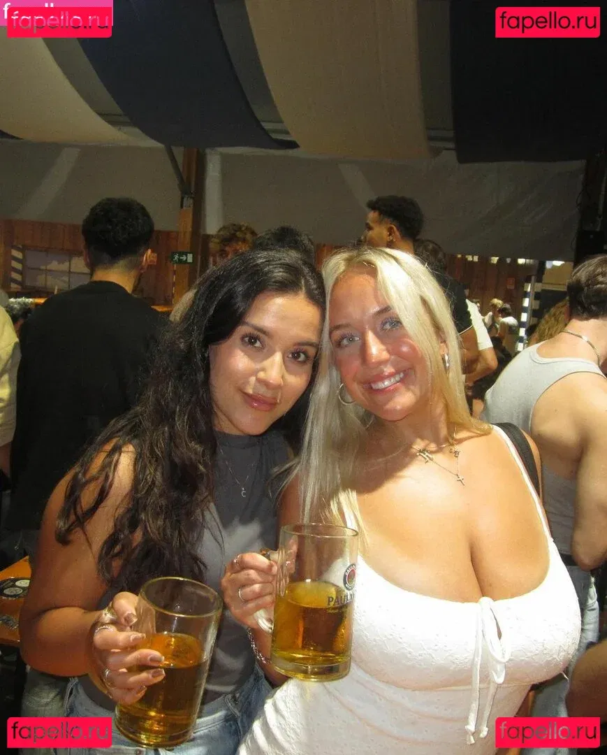 Holly Youpa Onlyfans Photo Gallery 