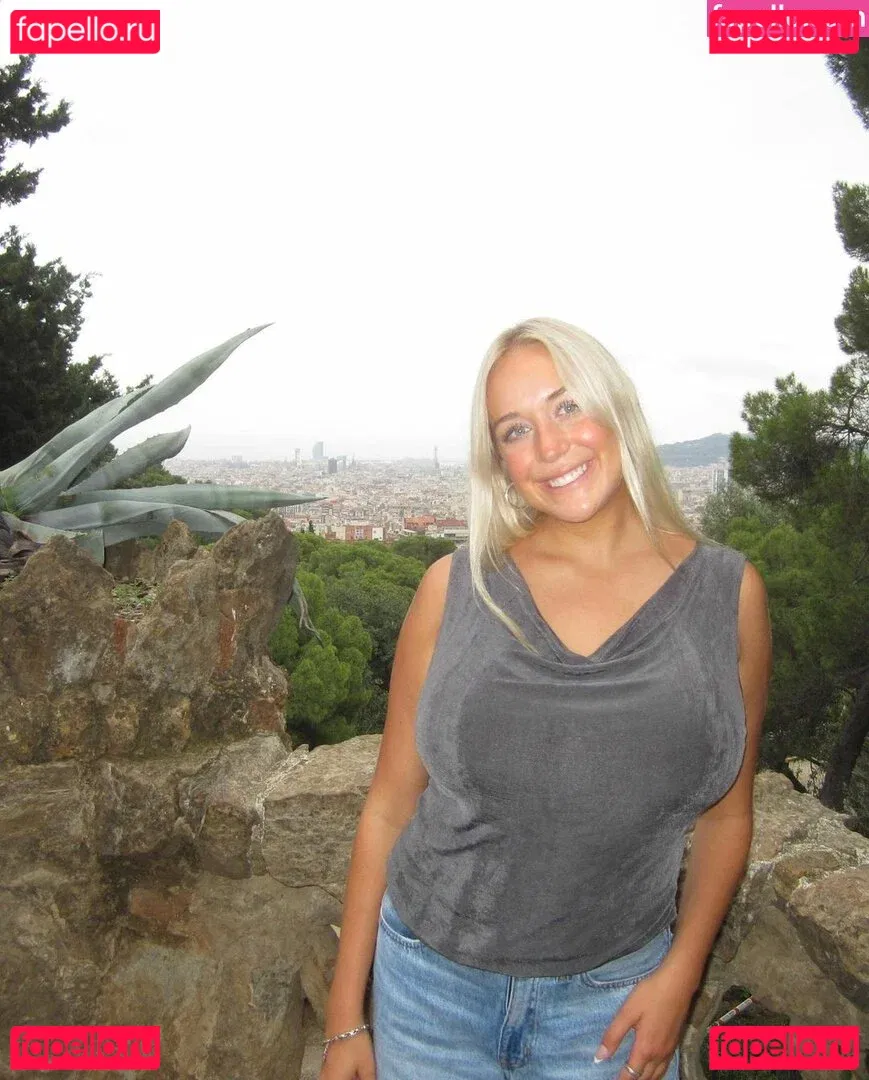 Holly Youpa Onlyfans Photo Gallery 