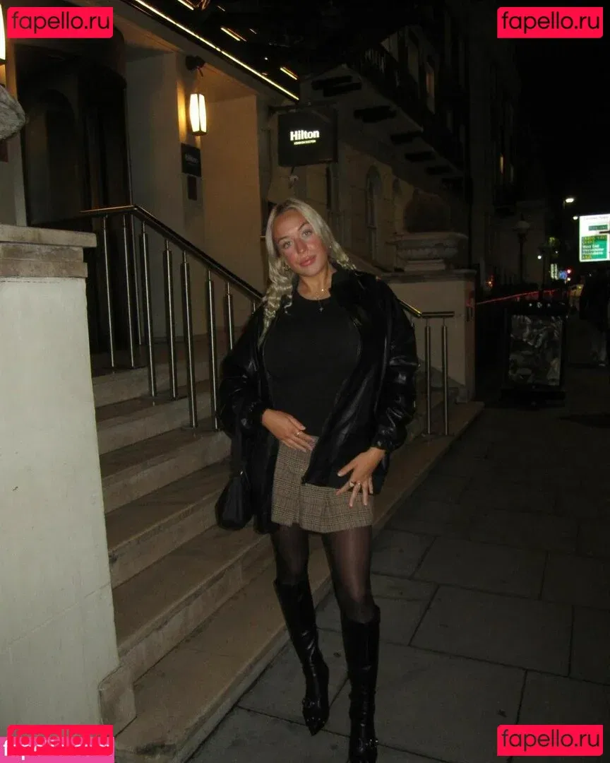 Holly Youpa Onlyfans Photo Gallery 