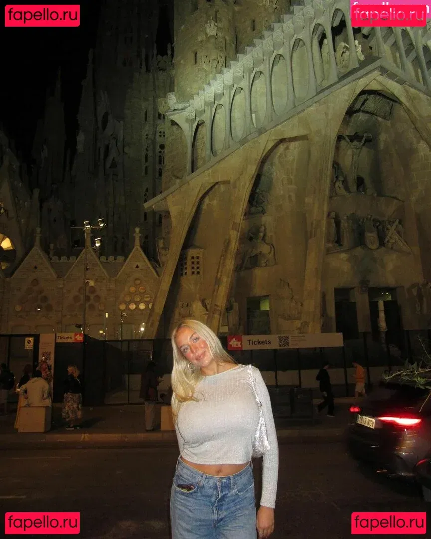 Holly Youpa Onlyfans Photo Gallery 