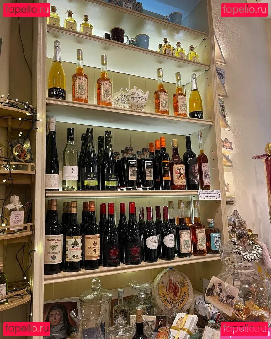 Holly Youpa Onlyfans Photo Gallery 