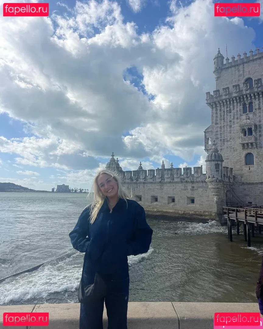 Holly Youpa Onlyfans Photo Gallery 