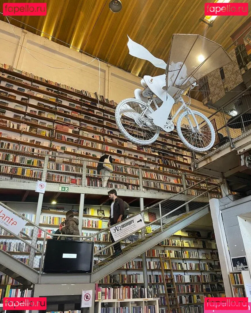 Holly Youpa Onlyfans Photo Gallery 