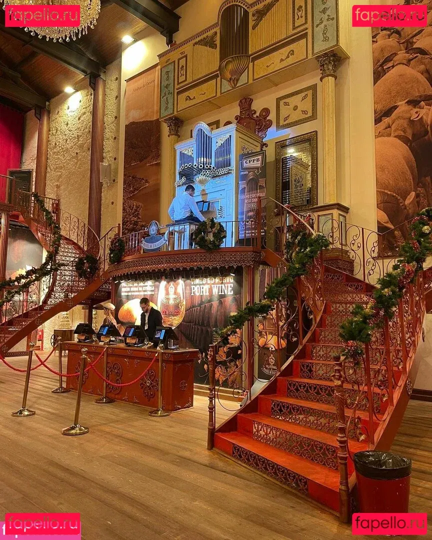 Holly Youpa Onlyfans Photo Gallery 