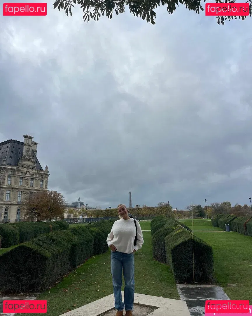 Holly Youpa Onlyfans Photo Gallery 