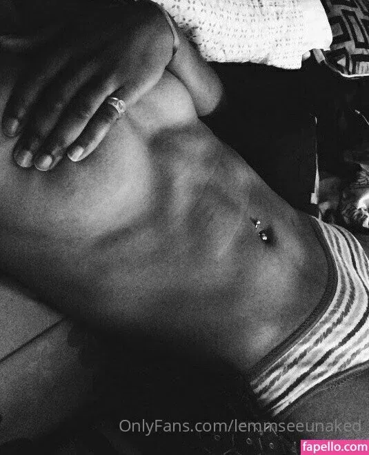 lemmseeunaked Onlyfans Photo Gallery 
