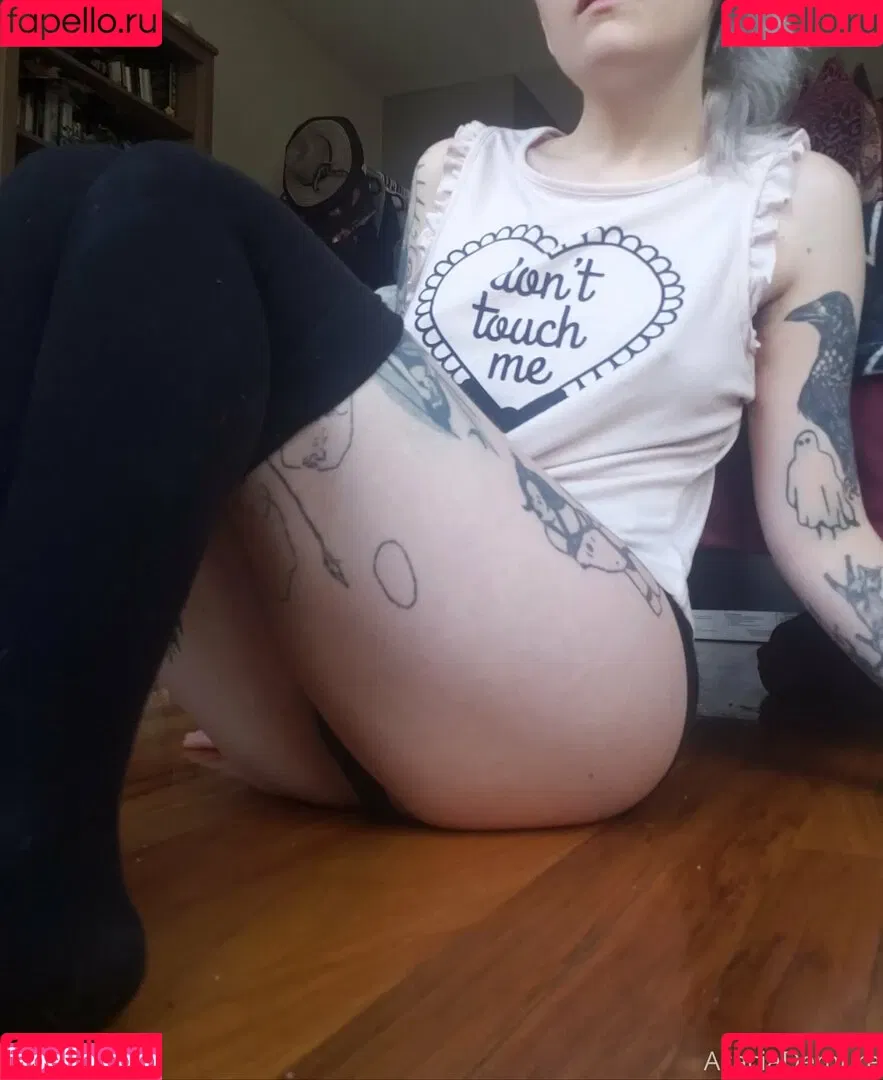 molotovcocktease Onlyfans Photo Gallery 