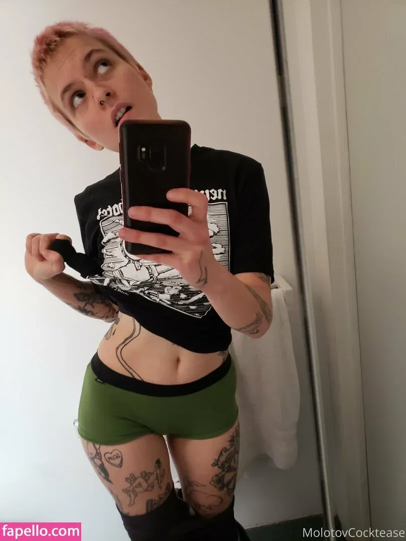 molotovcocktease Onlyfans Photo Gallery 