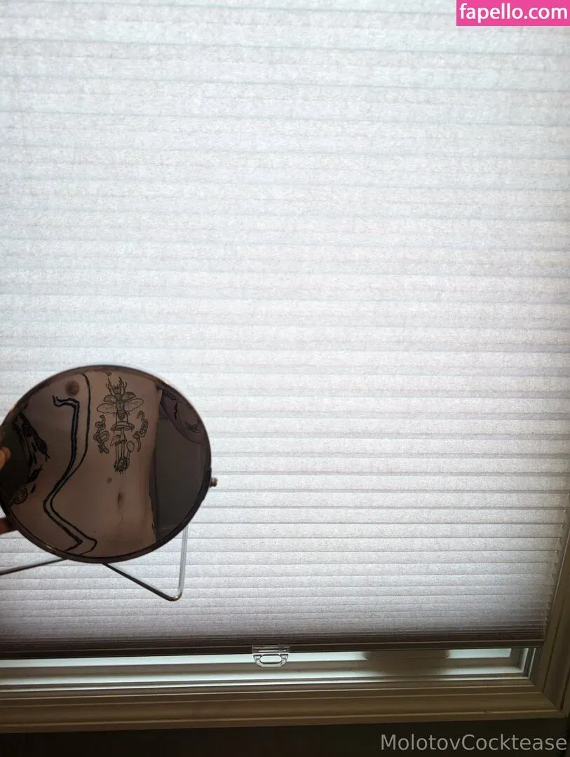 molotovcocktease Onlyfans Photo Gallery 