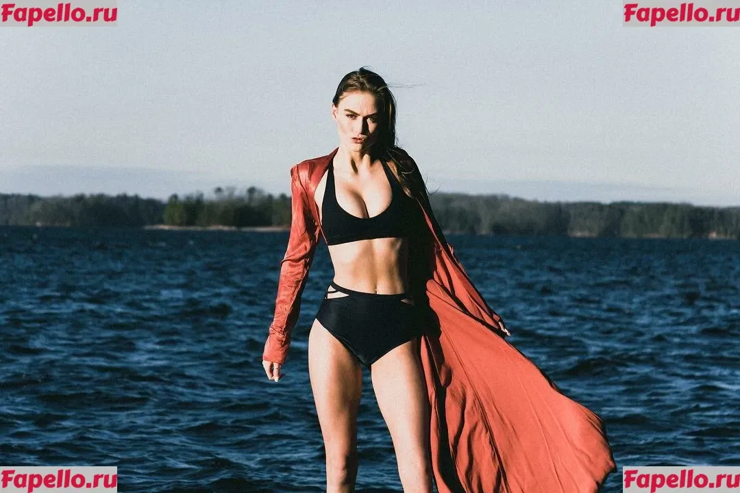Madison Lintz Onlyfans Photo Gallery 
