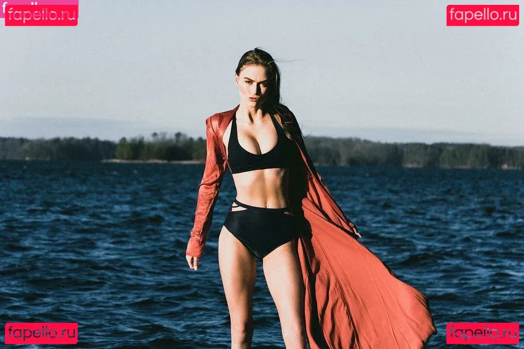 Madison Lintz Onlyfans Photo Gallery 