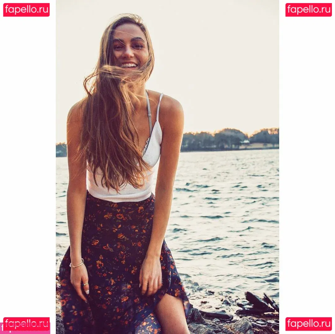 Madison Lintz Onlyfans Photo Gallery 