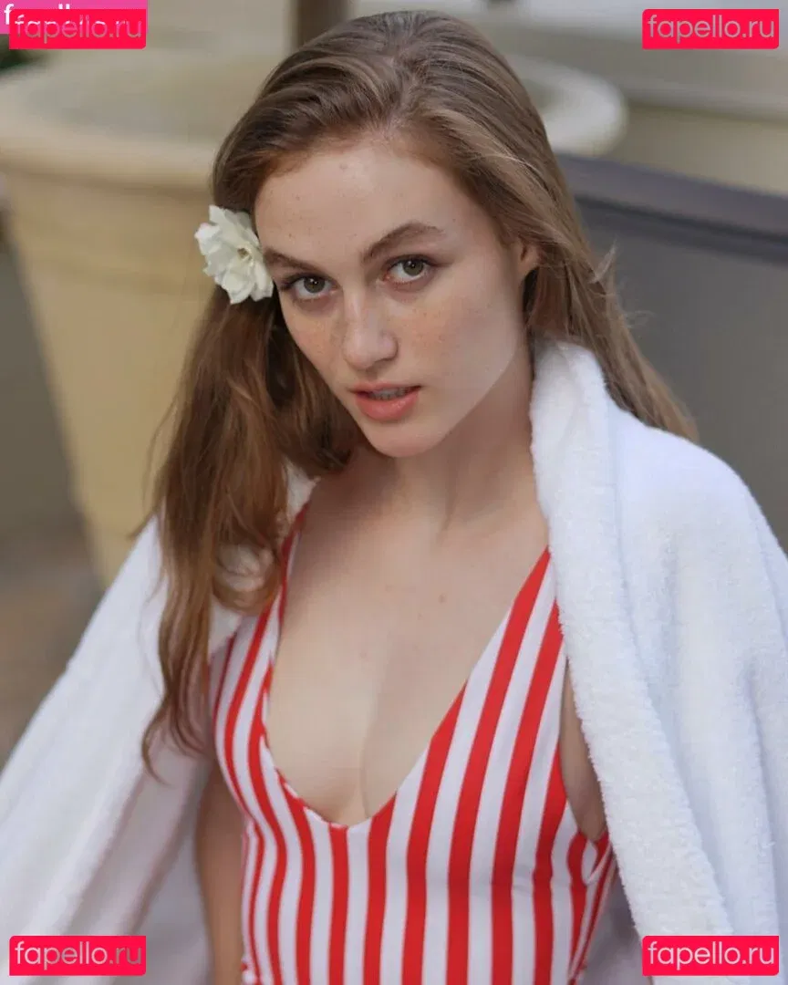 Madison Lintz Onlyfans Photo Gallery 