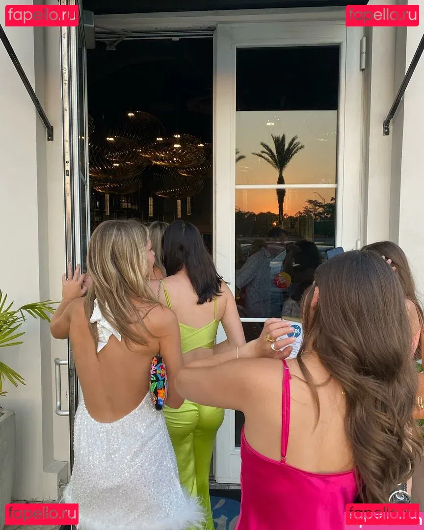 Madison Lintz Onlyfans Photo Gallery 