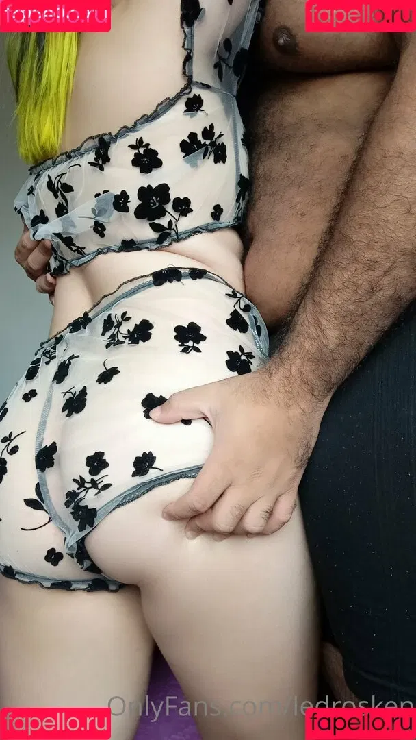 nyxie_ledros Onlyfans Photo Gallery 
