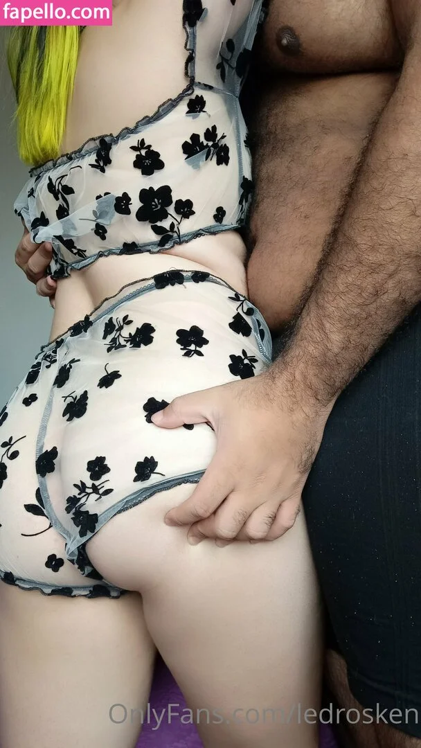 nyxie_ledros Onlyfans Photo Gallery 