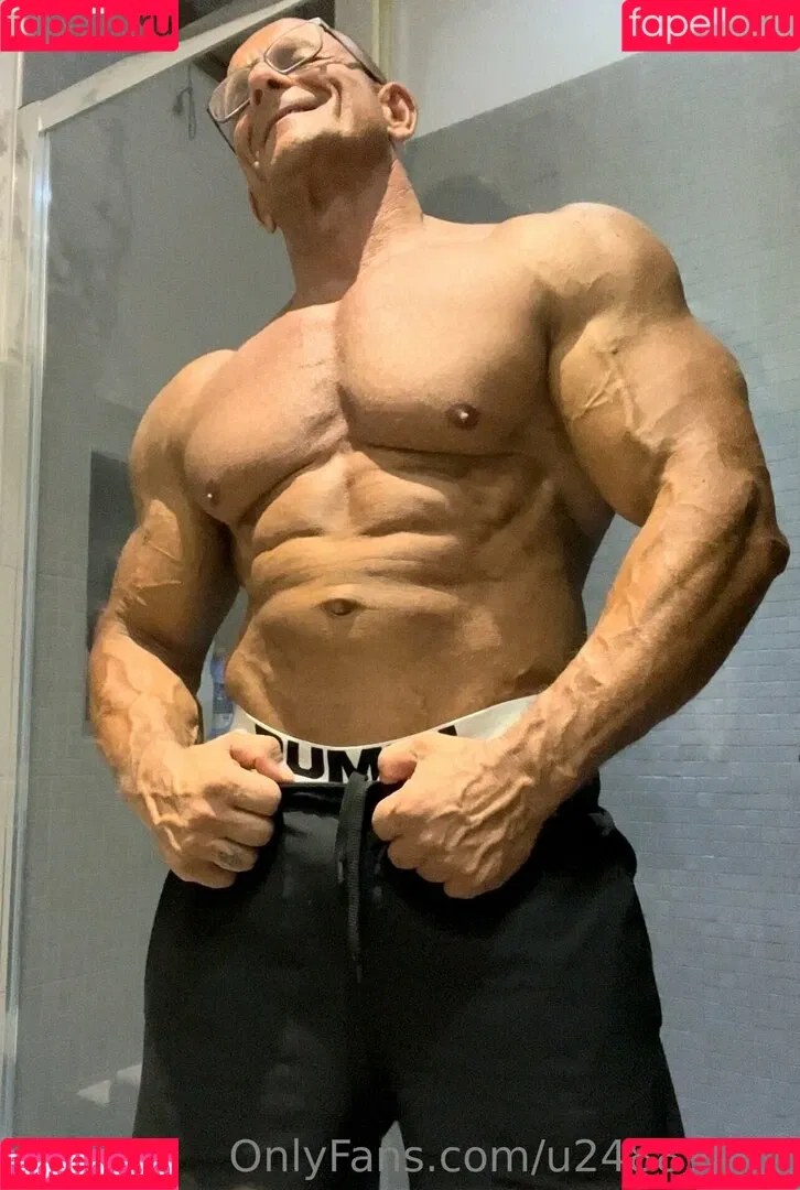 u24889242 Onlyfans Photo Gallery 
