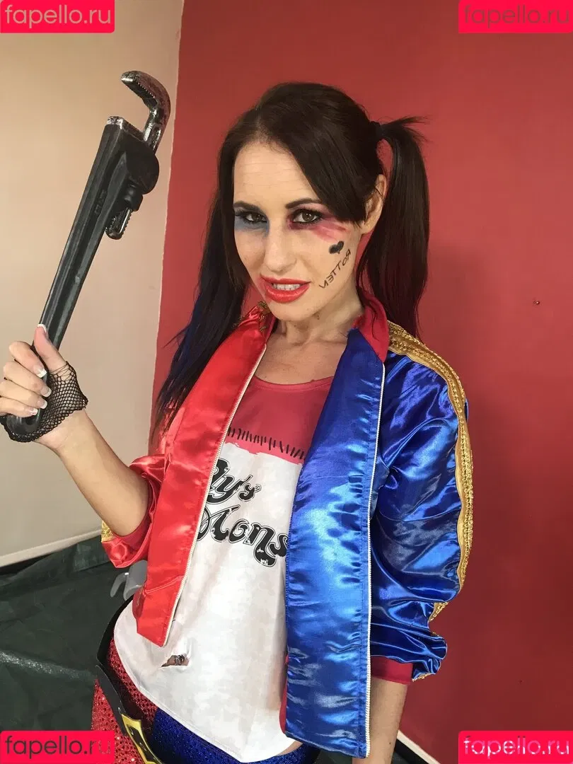 jesswestxxx Onlyfans Photo Gallery 
