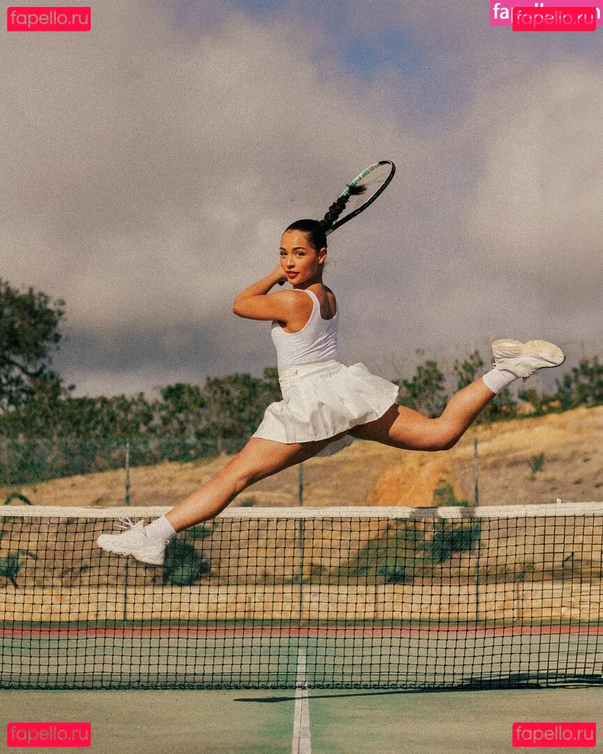 Clo Lloyd Onlyfans Photo Gallery 