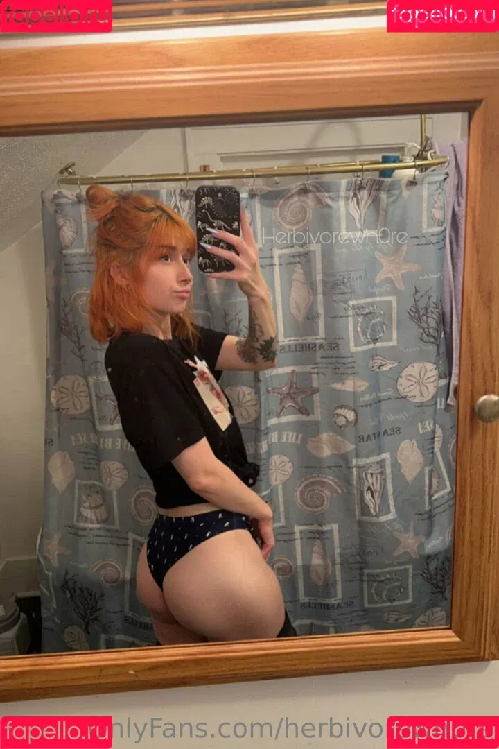 herbivorewh0re Onlyfans Photo Gallery 