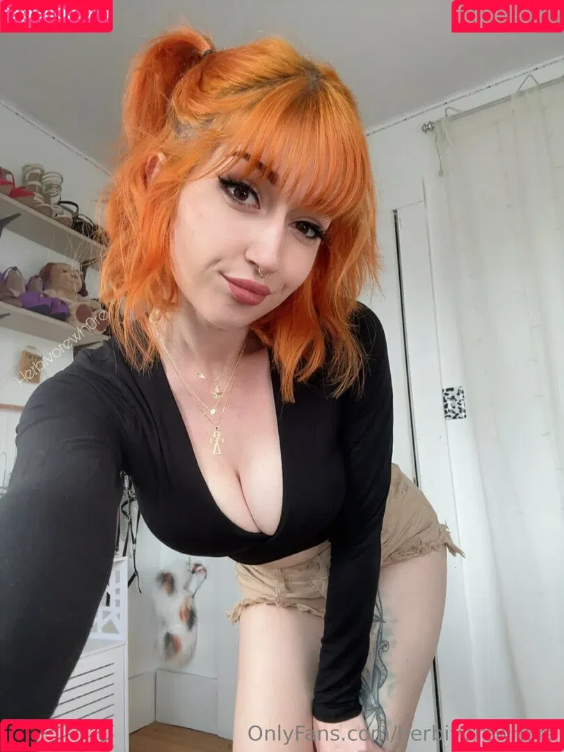 herbivorewh0re Onlyfans Photo Gallery 
