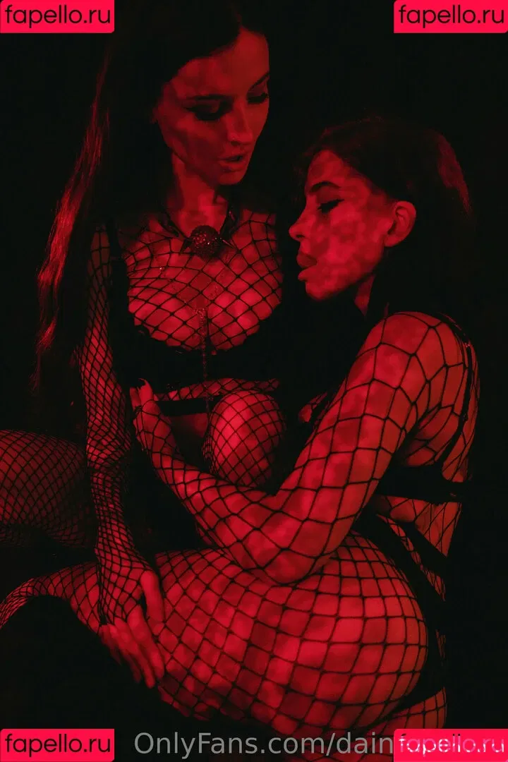xxpussyriotxx Onlyfans Photo Gallery 