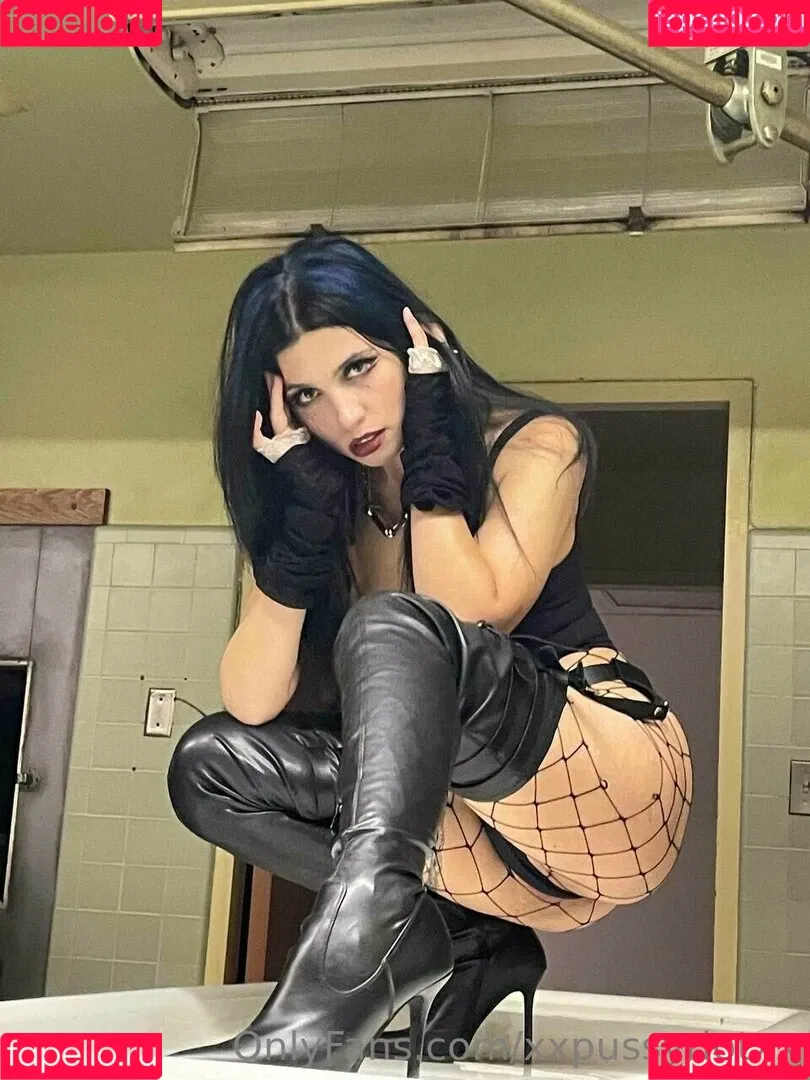 xxpussyriotxx Onlyfans Photo Gallery 