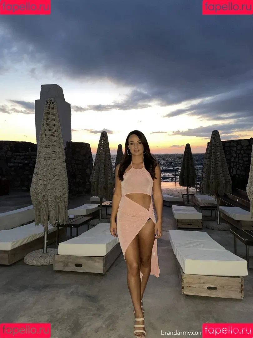 Tenille Dashwood Onlyfans Photo Gallery 